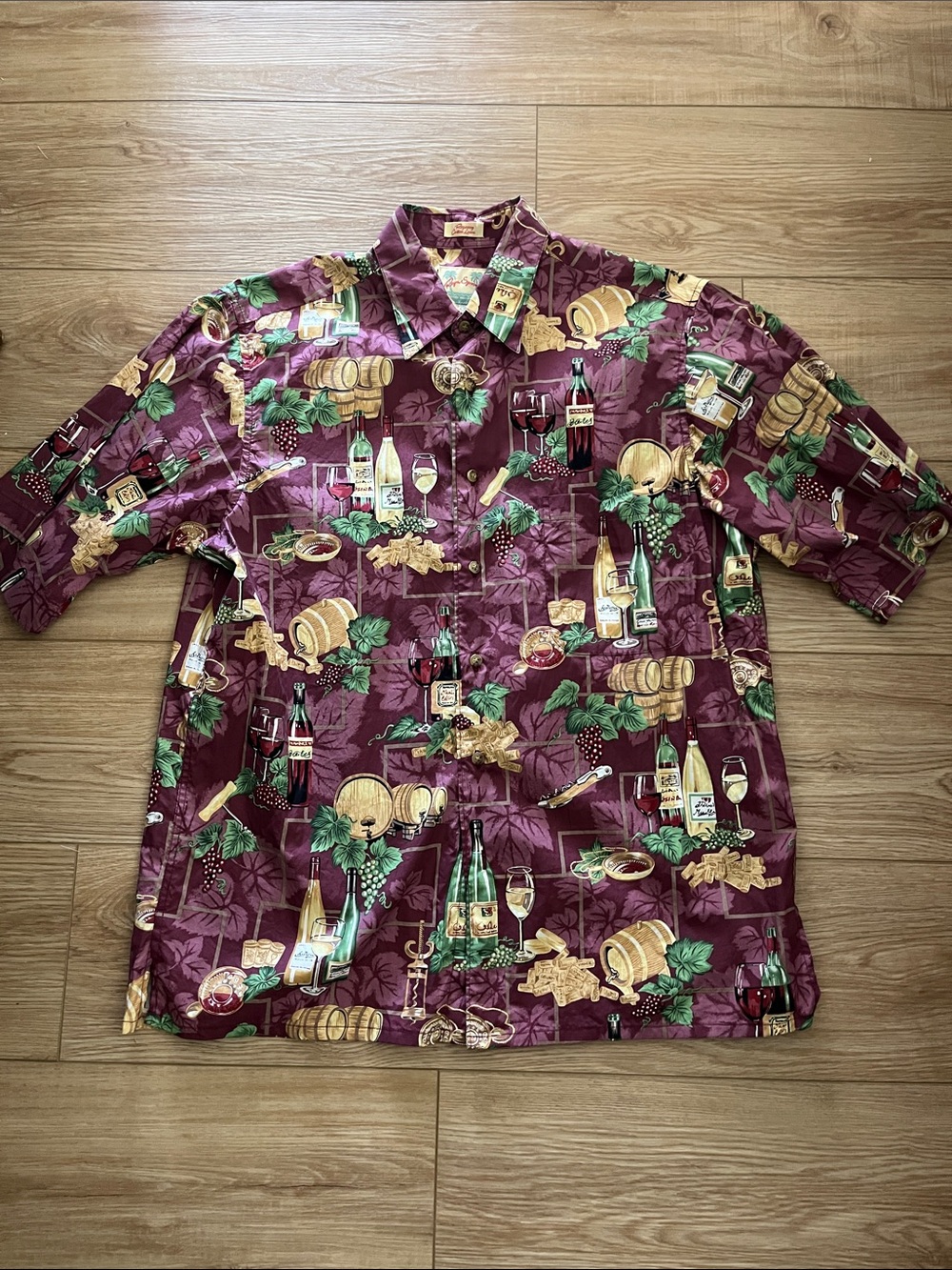 Vintage Reyn Spooner wine aloha shirt